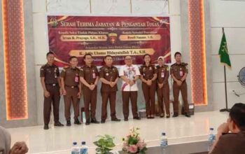 Sertijab di Kejari Solok Selatan, Kasi Pidsus Irvan R Prayogo Izin Pamit ke Rengat 4 Sertijab di Kejari Solok Selatan