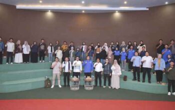 Momentum Hari Sumpah Pemuda ke-98, UNP dan KNPI Sumbar Bekali Pemuda dengan Leadership Branding