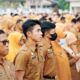 Apel Gabungan ASN di lingkungan Pemerintah Kabupaten Solok Selatan di Halaman Kantor Bupati