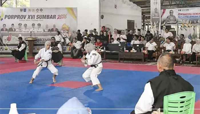 Wako Sawahlunto bersama Ketua Perkemi Sumbar Buka Pertandingan Cabor Kempo Porprov Sumbar XVI 2026 1 Pertandingan Cabor Kempo Porprov Sumbar XVI 2026