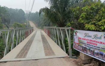 Respons Cepat Bupati Dharmasraya, 2 Jembatan Lantai Kayu di Timpeh Kini Menjadi Plat Baja 4 Jembatan Lantai Plat Baja di Kecamatan Timpeh, Kabupaten Dharmasraya. (f/pemkab)Jembatan Lantai Plat Baja di Timpeh