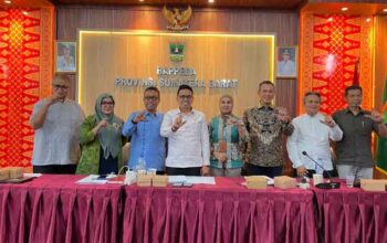 Komisi Informasi Sumbar Selesaikan Tahapan Monev KI, 175 Badan Publik Lolos ke Tahap Presentasi 3 Komisi Informasi Sumbar selesaikan tahapan Monev Keterbukaan Informasi