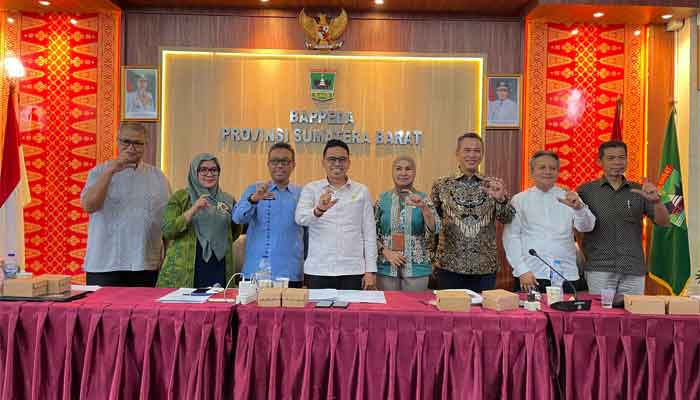 Komisi Informasi Sumbar Selesaikan Tahapan Monev KI, 175 Badan Publik Lolos ke Tahap Presentasi 1 Komisi Informasi Sumbar selesaikan tahapan Monev Keterbukaan Informasi