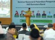 Hadiri Pelantikan Pengurus IAEI, Gubernur Sumbar Dorong Pesantren Jadi Penggerak Ekonomi Syariah dan Pariwisata Halal