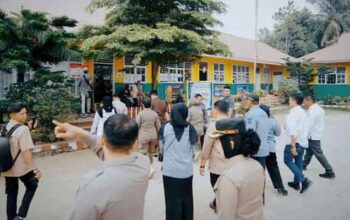 Pilwana Serentak Sukses, Solok Selatan Berhasil Jaga Demokrasi Tetap Badunsanak 3 Suasana Pilwana Serentak 2026 Kabupaten Solok Selatan di salah satu TPS